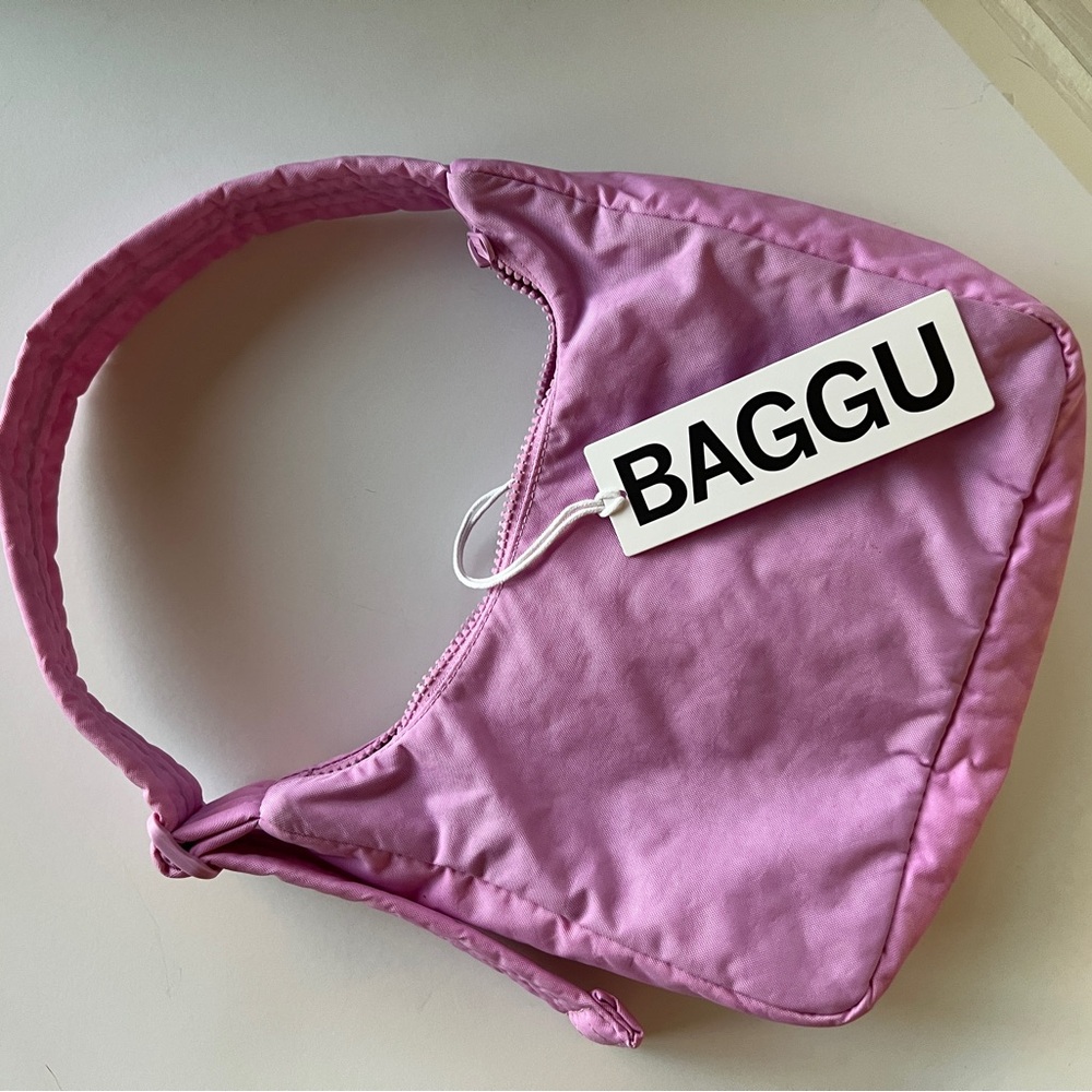 BAGGU Pink Shoulder Bag Lightweight and Foldable